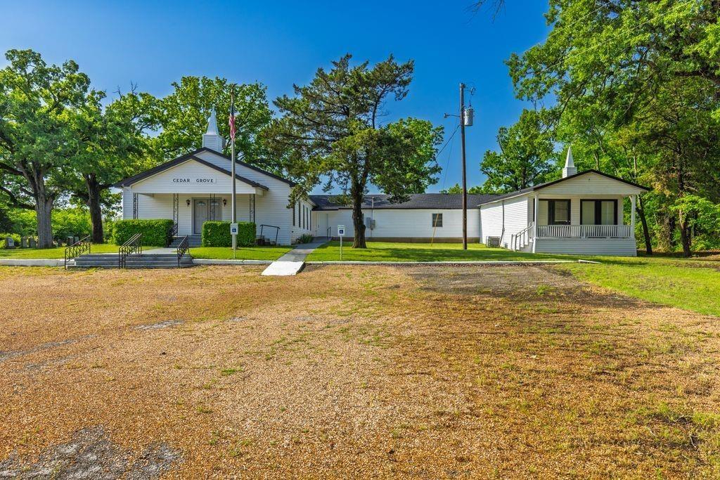 919 County Road 2178