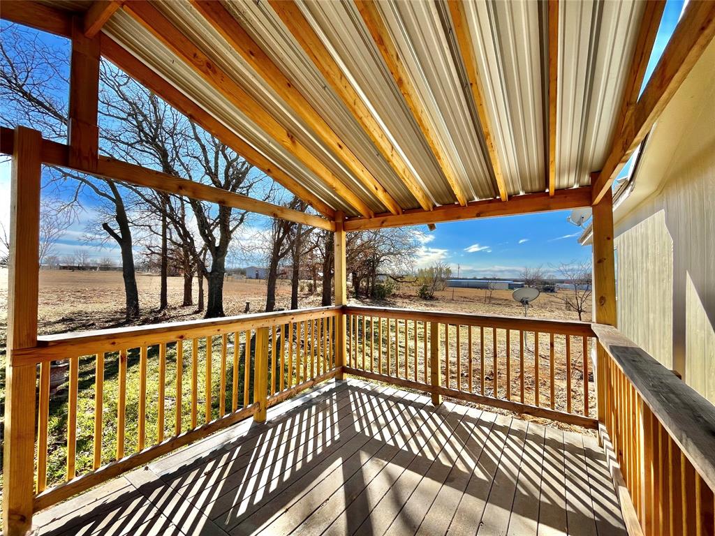 258 Pr 2698 Property Photo 4
