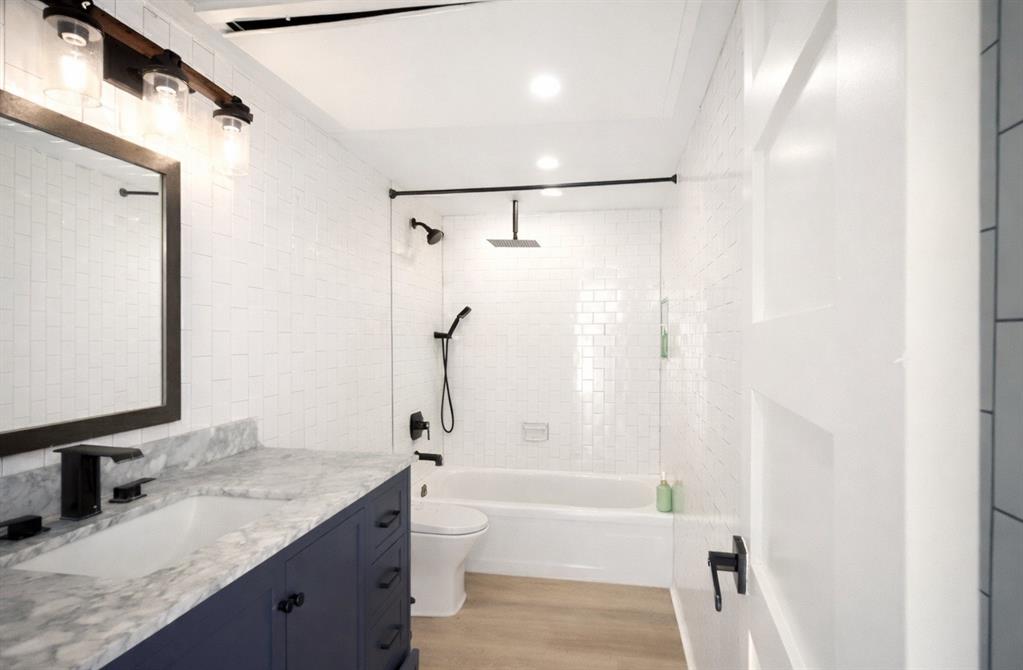 12888 Montfort Drive 230 Property Photo 11