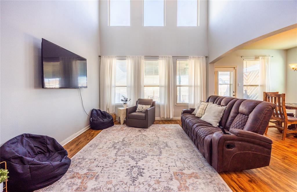 10864 Aurora Property Photo 18