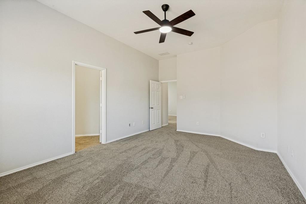 9217 Oldwest Trail Property Photo 11