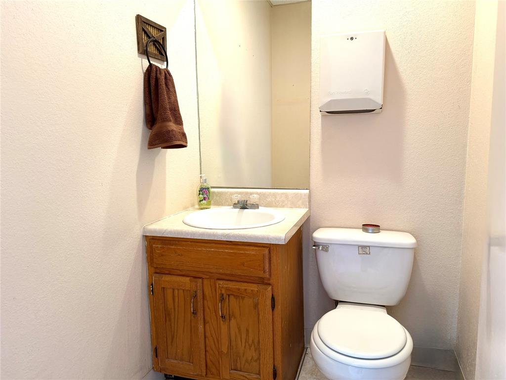 4373 Spindletop Drive Property Photo 8