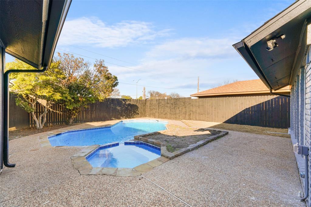 6619 Gentle Wind Lane Property Photo 35