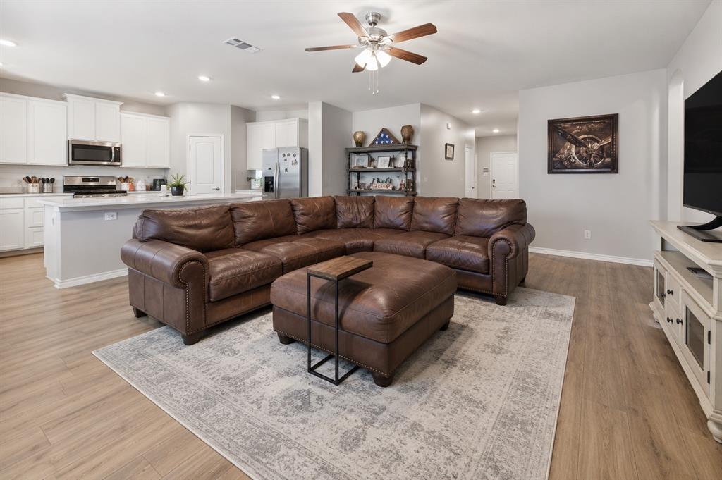 3018 Moccasin Lane Property Photo 4