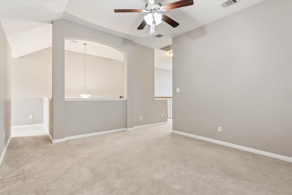 10713 Burnham Dr Property Photo 17