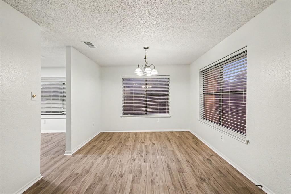 1046 Colony Street Property Photo 5