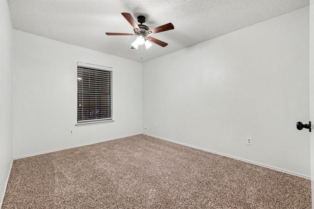 1046 Colony Street Property Photo 13