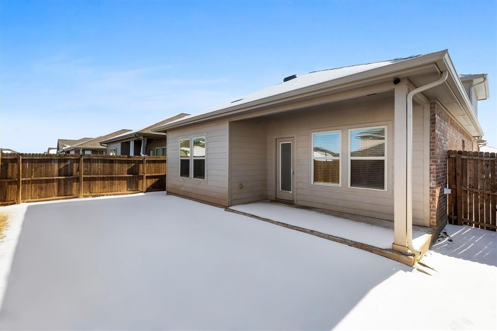 809 Trough Street Property Photo 28
