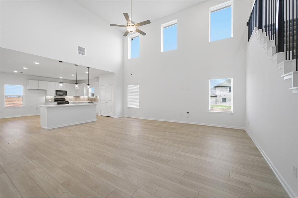 424 Bronco Drive Property Photo 2