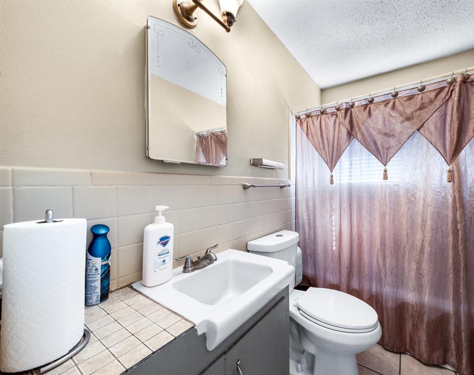 200 E Russell Avenue Property Photo 22