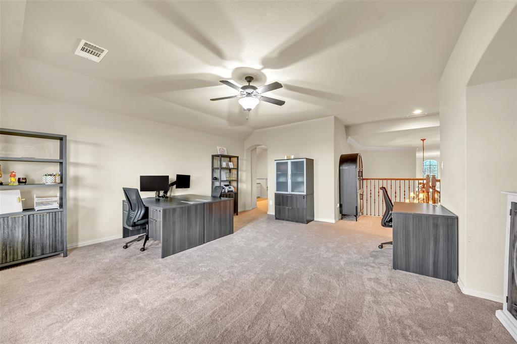 5048 Exposition Way Property Photo 18