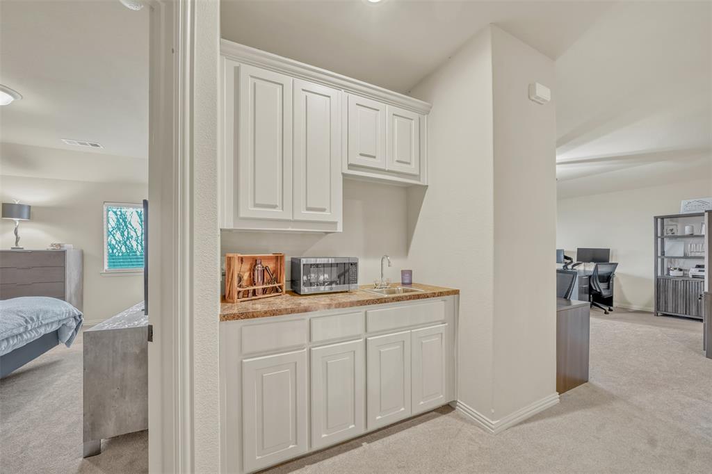 5048 Exposition Way Property Photo 19