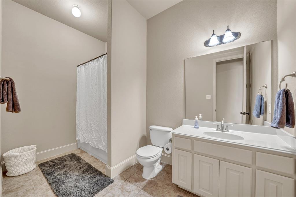 5048 Exposition Way Property Photo 29