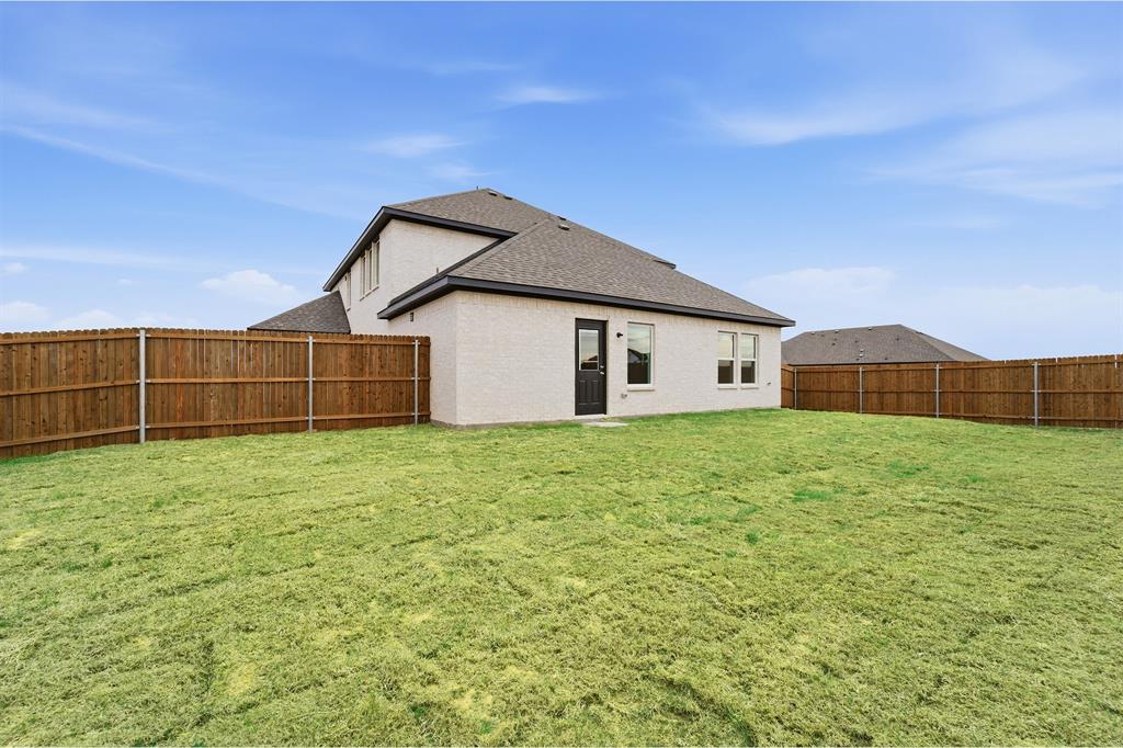 367 Bronco Drive Property Photo 4