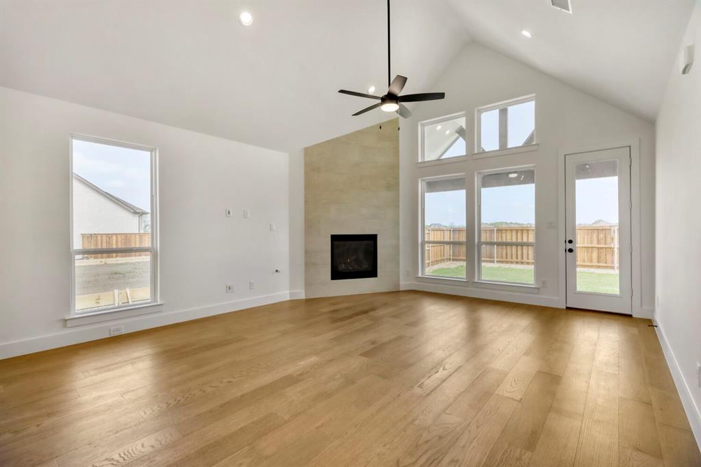 4312 Double Diamond Drive Property Photo 5