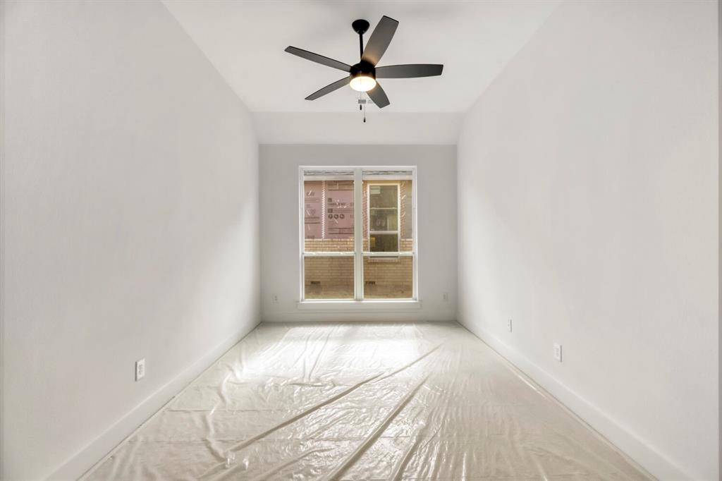 4312 Double Diamond Drive Property Photo 19