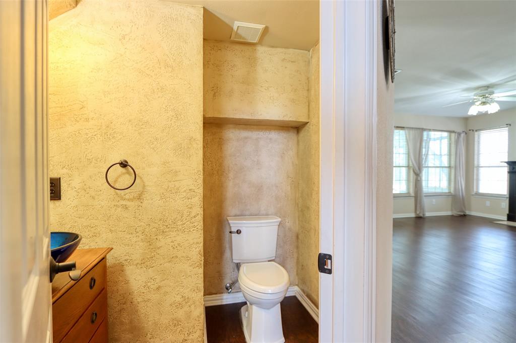 6521 Lynch Lane Property Photo 18