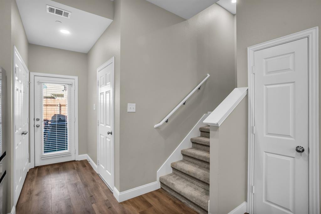 575 S Virginia Hills Drive 3705 Property Photo 9