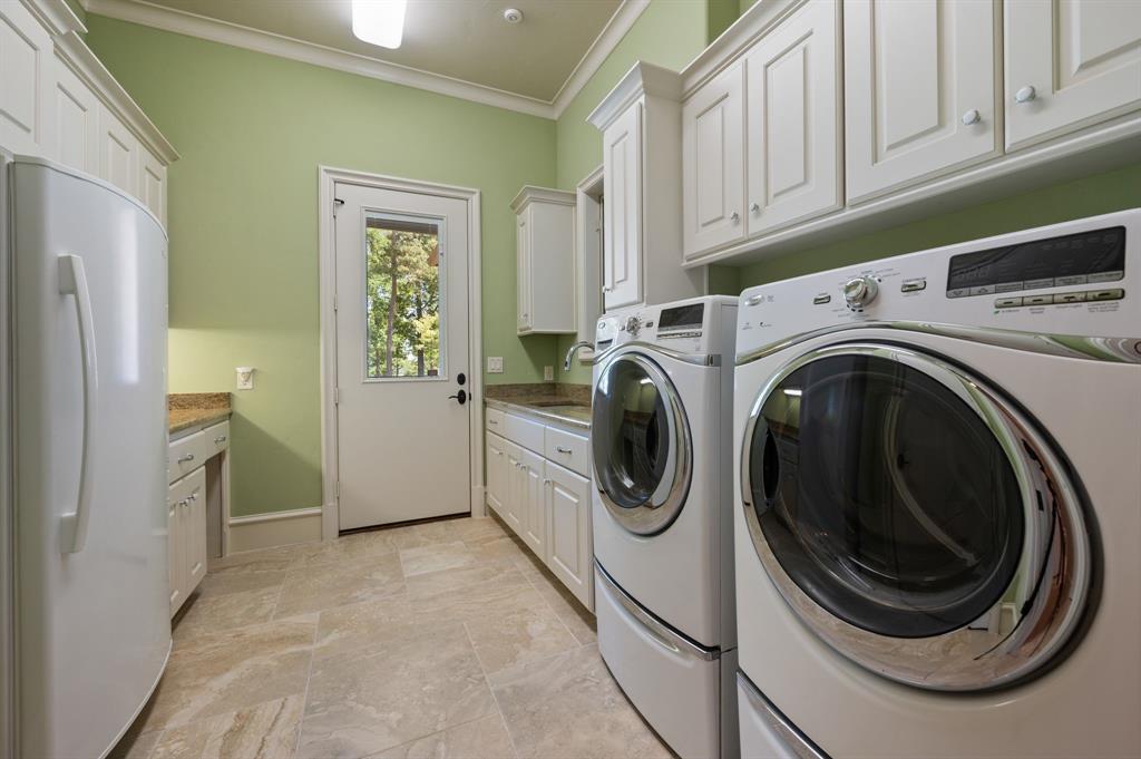 5581 Nancy Circle Property Photo 16