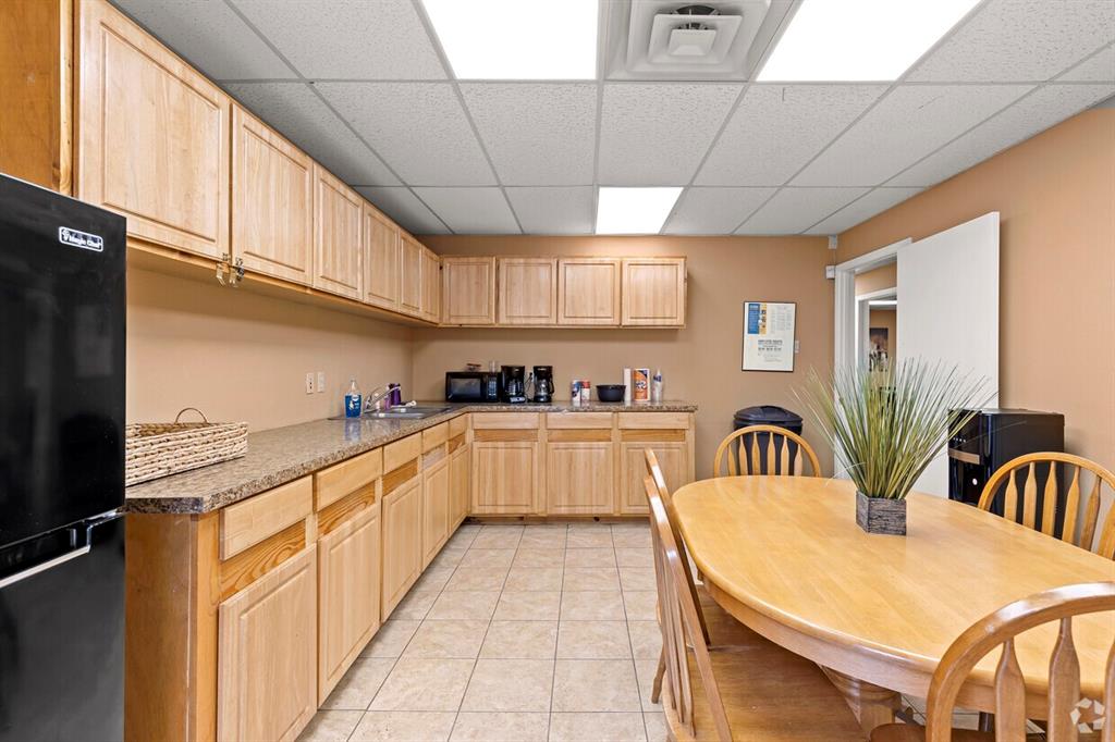 1701 N Hampton Road Property Photo 17