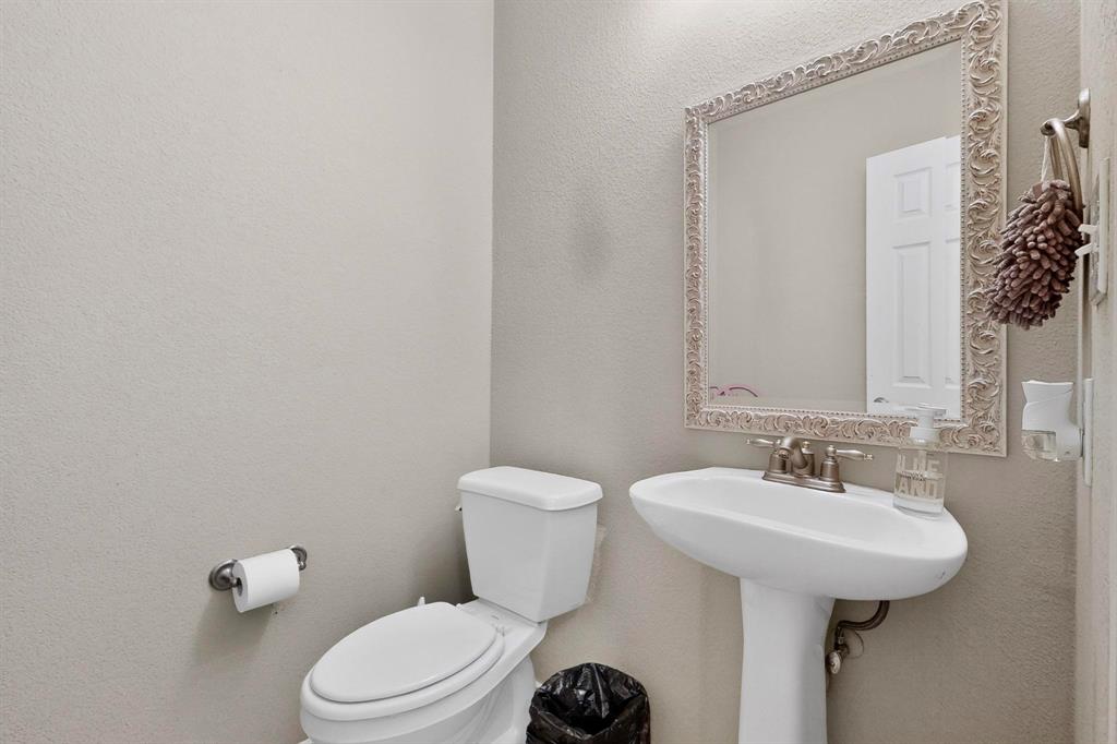 3420 Belladonna Drive Property Photo 10