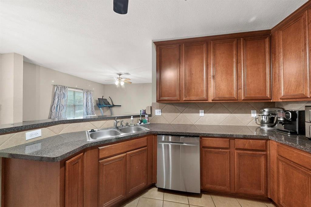 3420 Belladonna Drive Property Photo 14