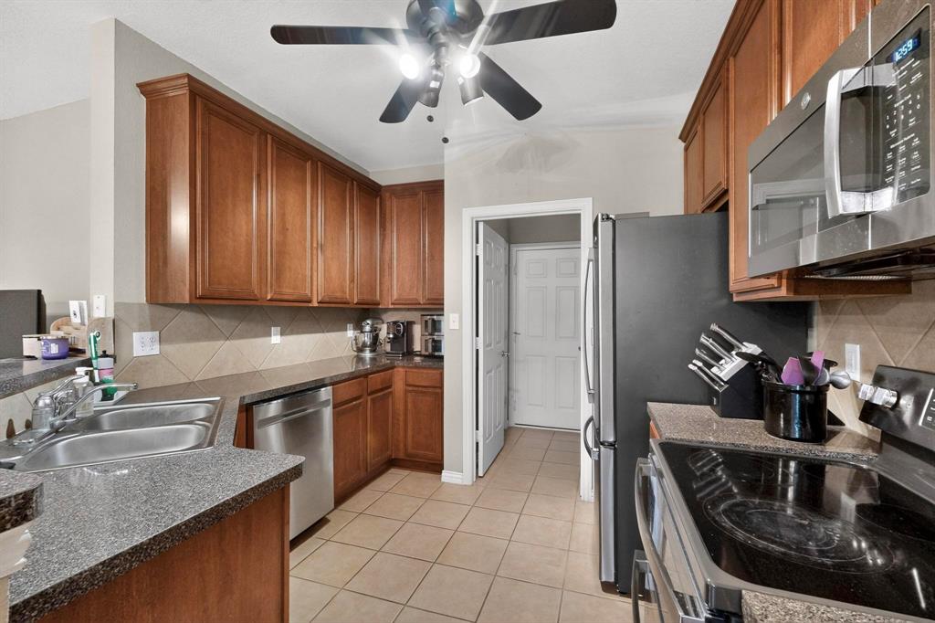 3420 Belladonna Drive Property Photo 15