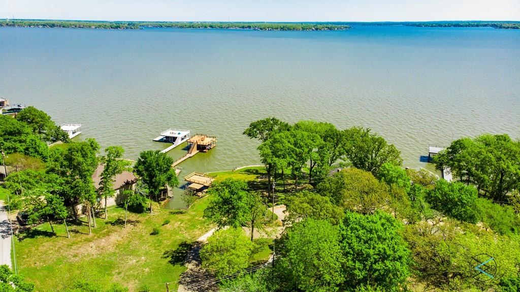 433 Winding Shore Drive Property Photo 5