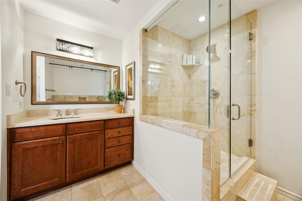 5909 Luther Lane 800 Property Photo 11