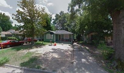 2547 Woodford Street Property Photo 1