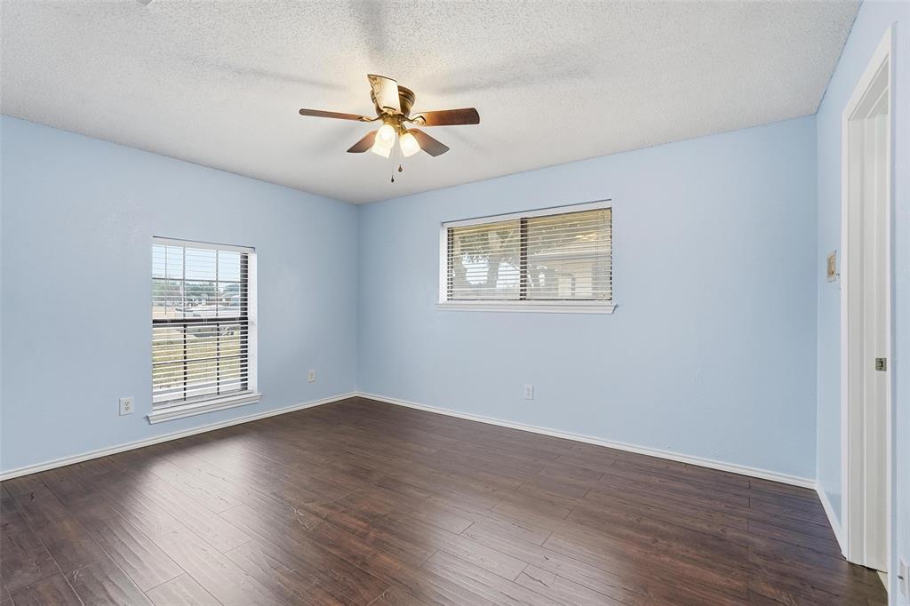 1117 E Spring Valley Road Property Photo 4