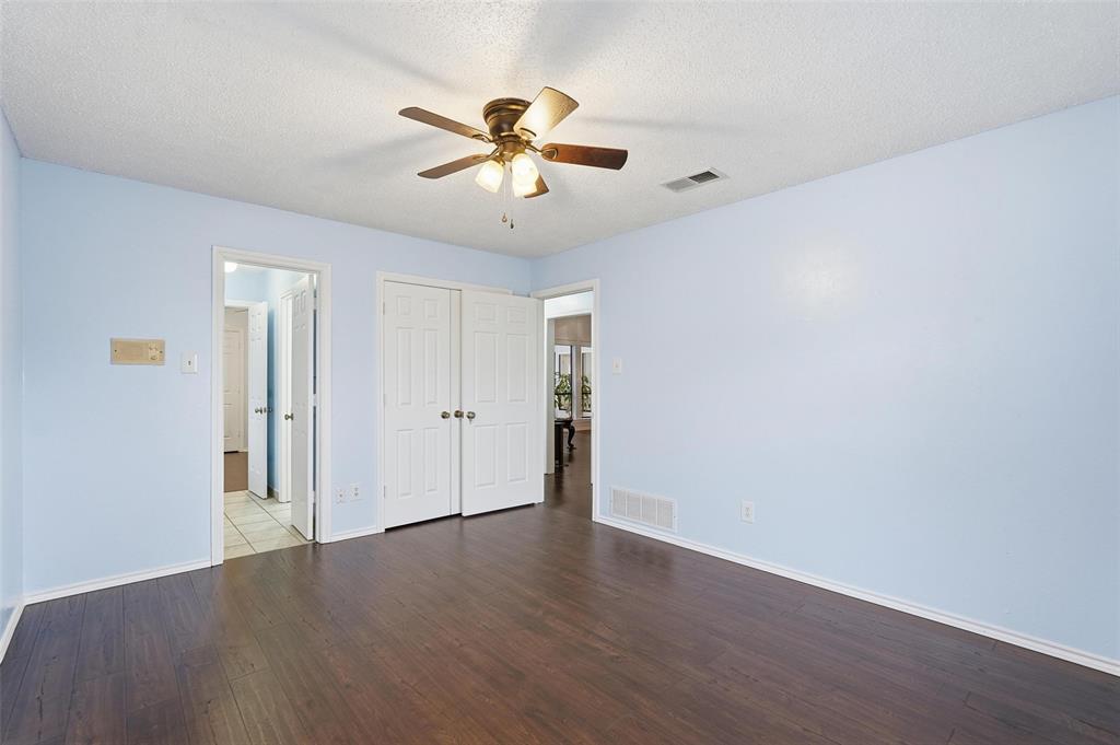 1117 E Spring Valley Road Property Photo 6