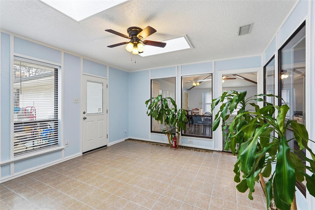 1117 E Spring Valley Road Property Photo 19