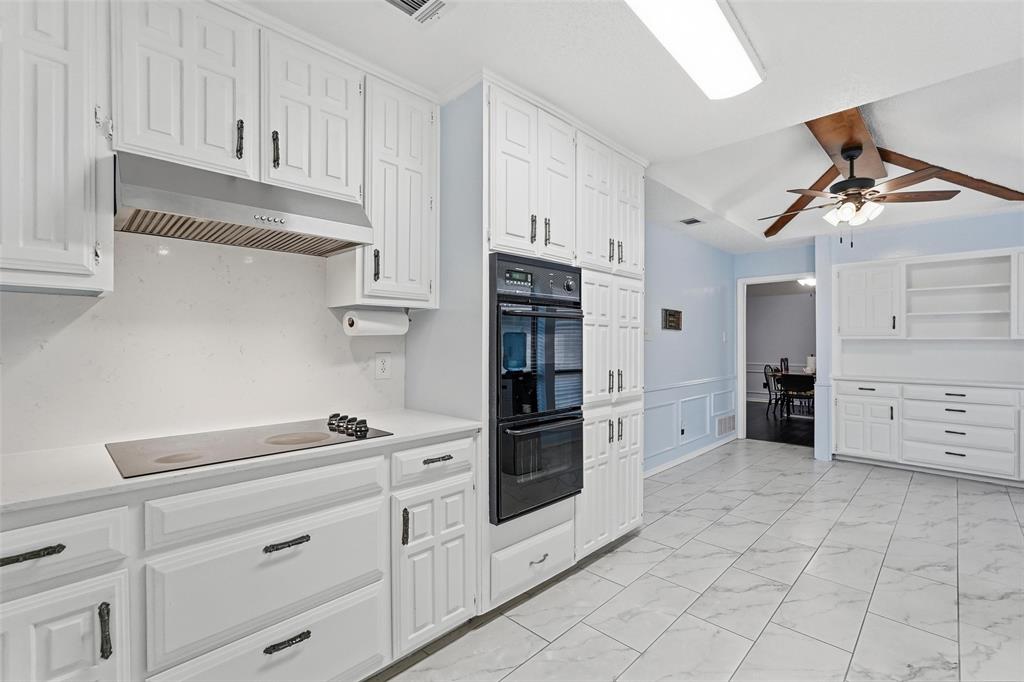 1117 E Spring Valley Road Property Photo 23