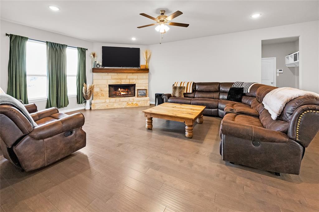 308 Olde Knoll Place Property Photo 4