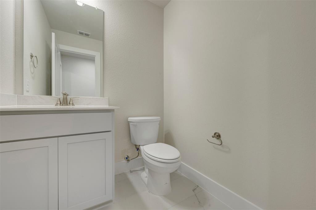 1116 Hitching Post Way Property Photo 30