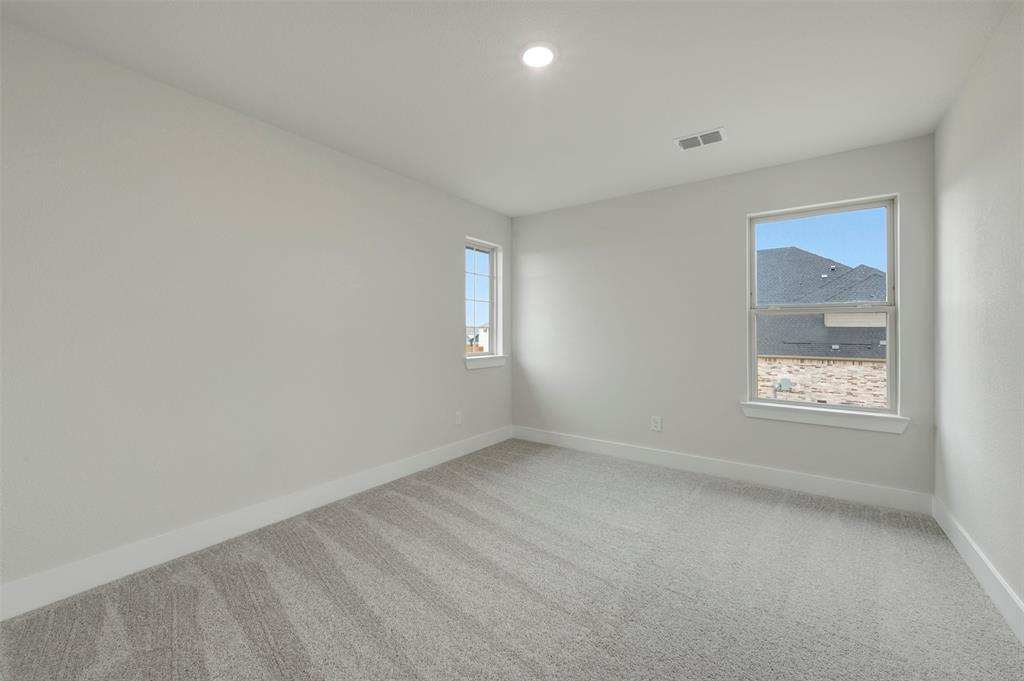 1116 Hitching Post Way Property Photo 31