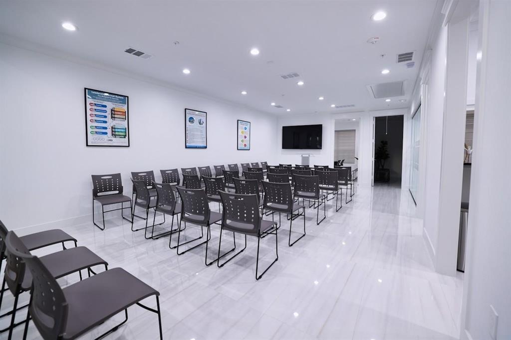 2681 Macarthur Boulevard 206-office 1 Property Photo 10