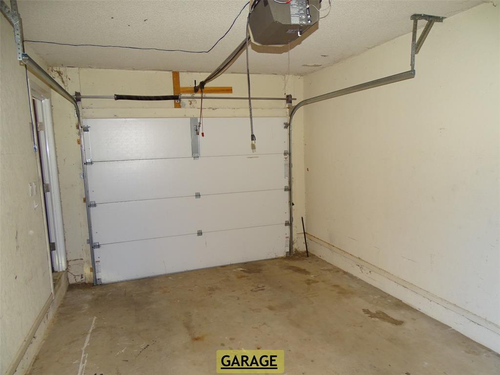 908 Brookside Street Property Photo 17