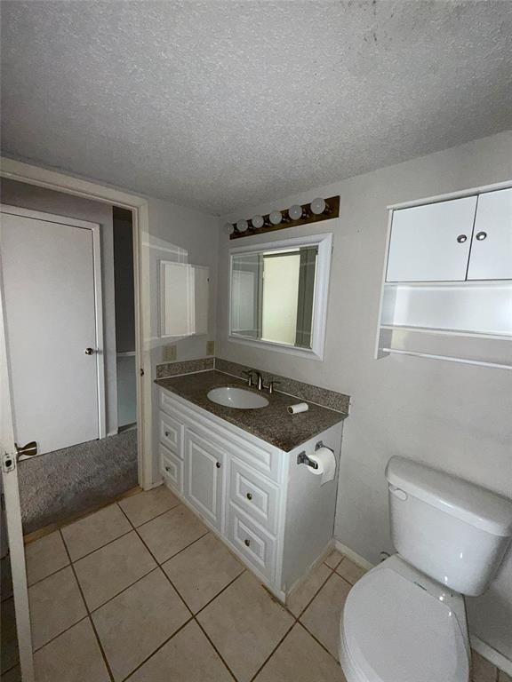 732 W Collins Street Property Photo 16