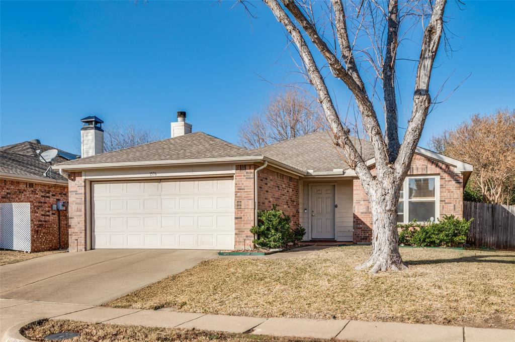 1576 Chivalry Lane Property Photo 1