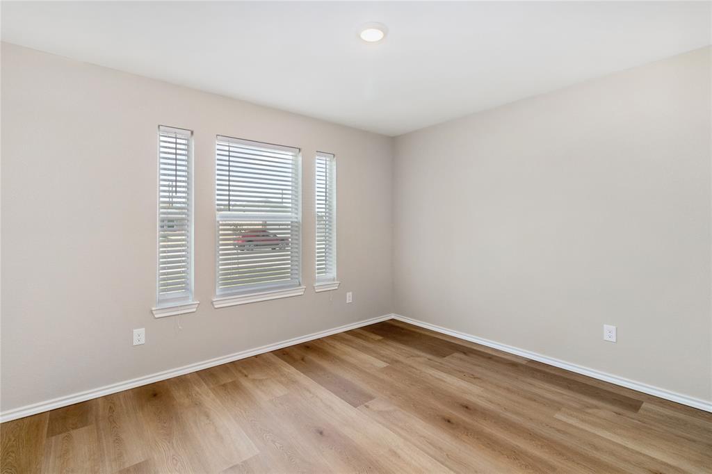 807 Bella Blvd Street Property Photo 14