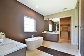 404 Mckinley Street Property Photo 5