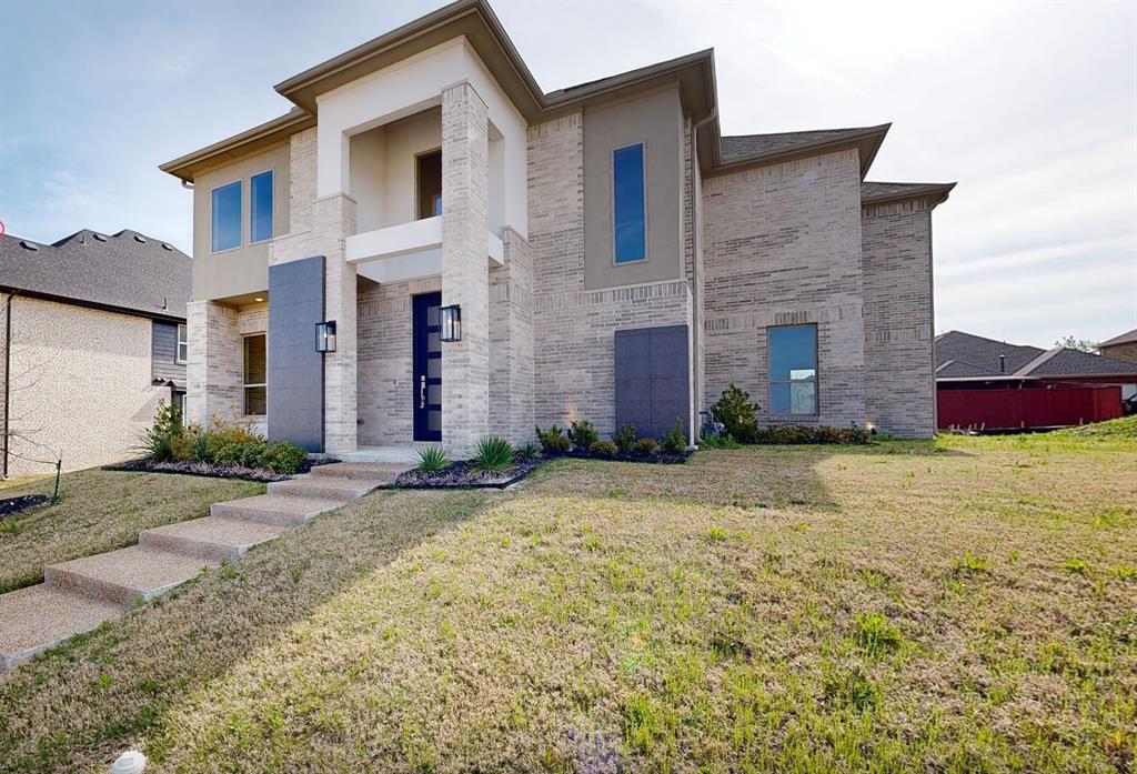 416 Newpark Property Photo 1