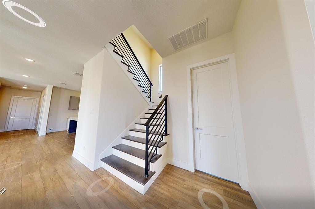 408 Newpark Boulevard Property Photo 6