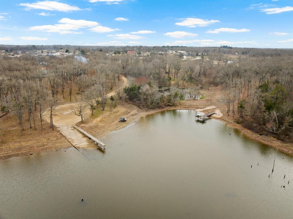 418 Broken Bow Property Photo 34