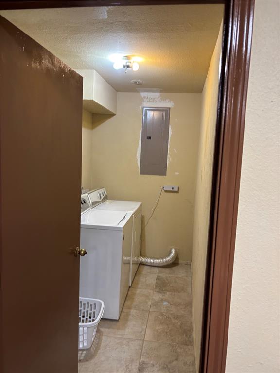 1053 Mary Street Property Photo 22