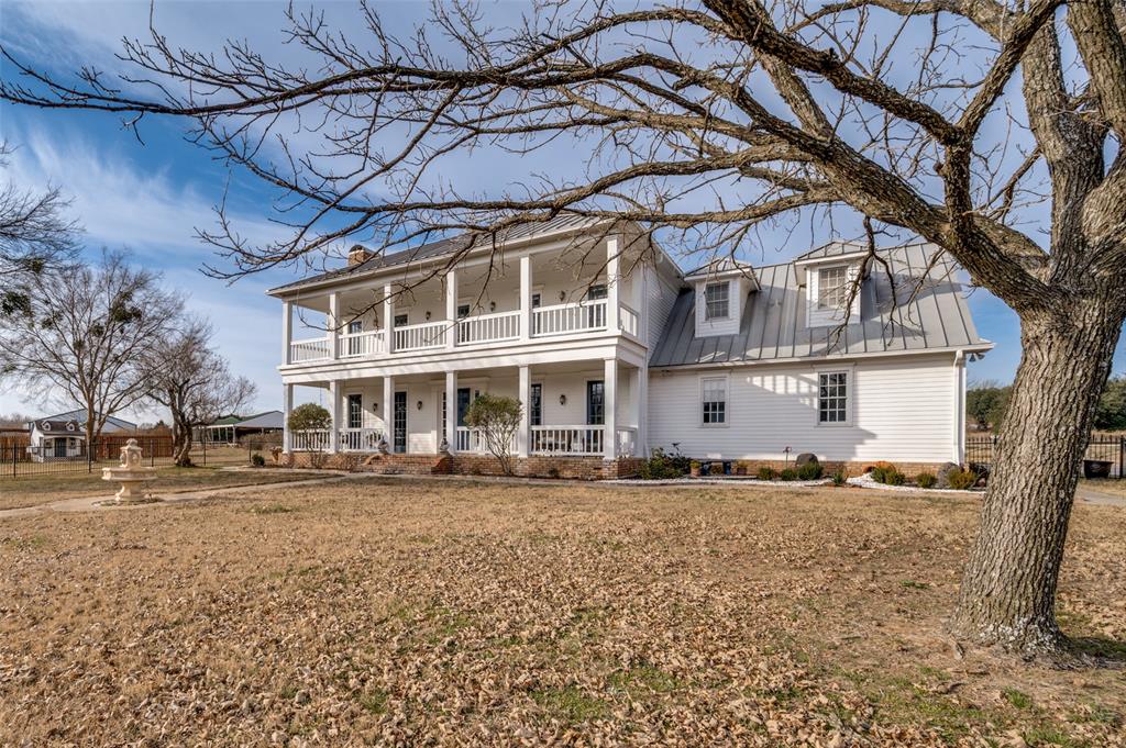 1827 Dr Sanders Road Property Photo 4