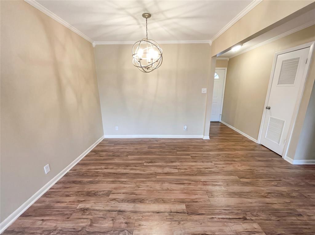 6817 Chickering Road Property Photo 8