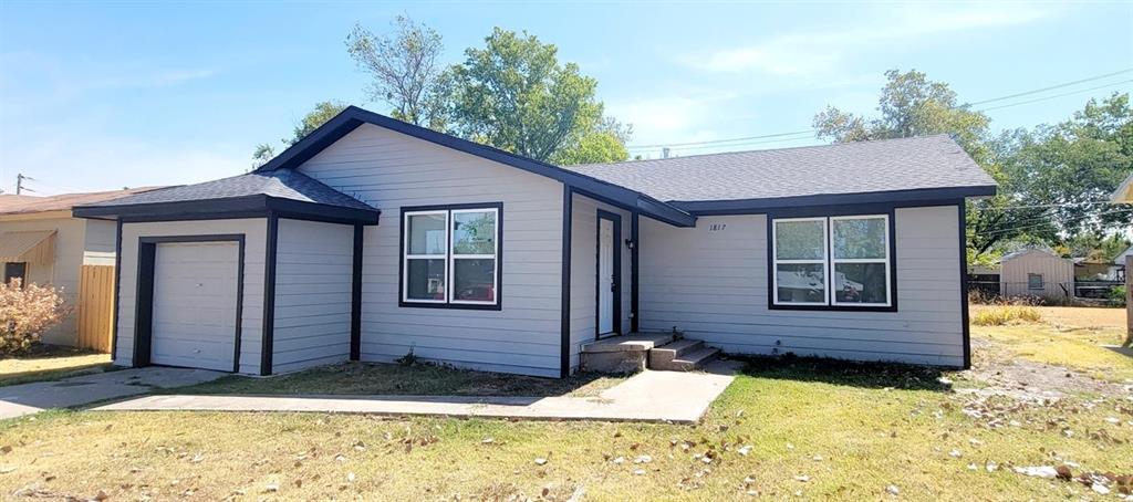1705 Langford Street Property Photo 2